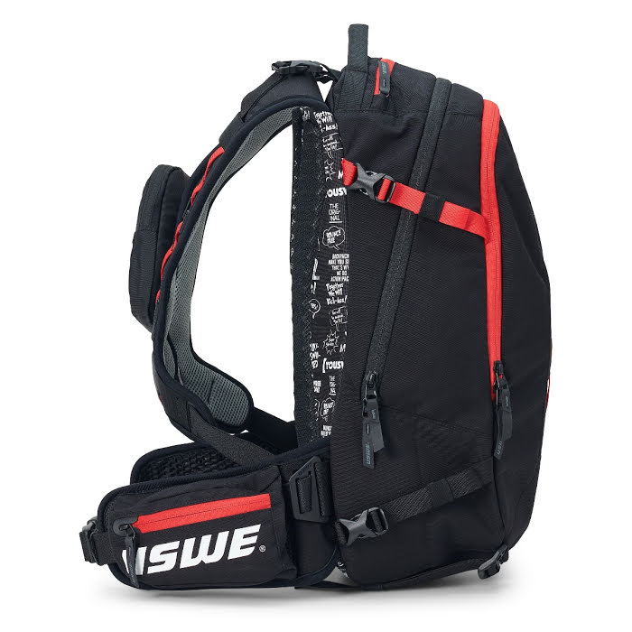 USWE CORE 16 DAYPACK שחור